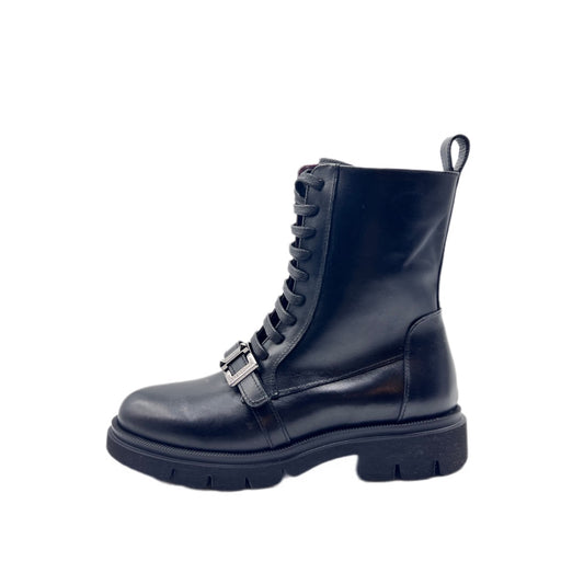 Carla 07 Black Ankle Boot