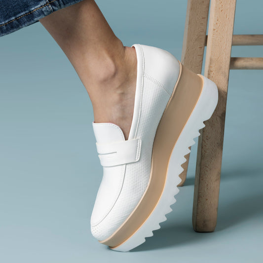 Patty 1 White Moccasin