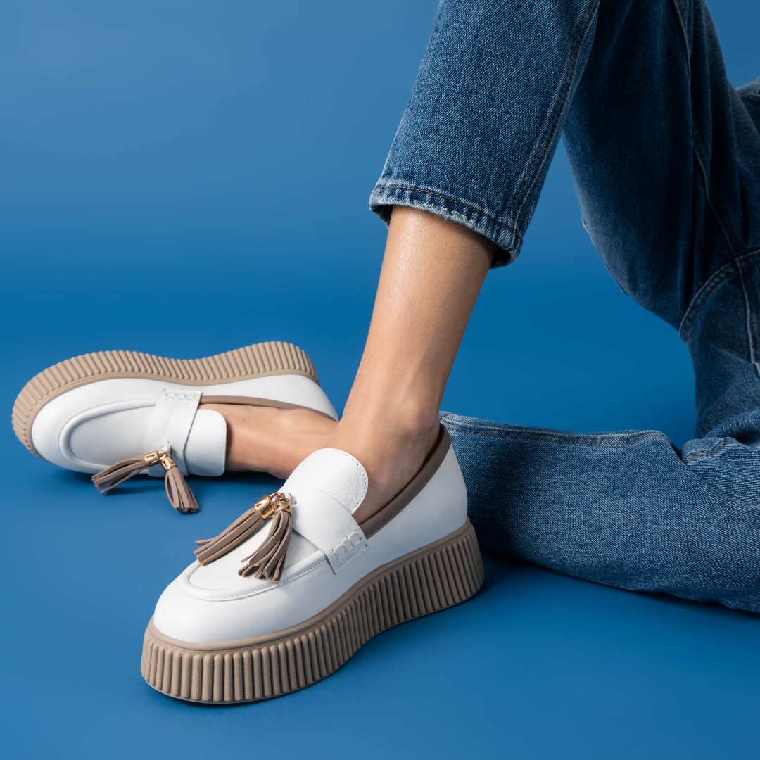 Sally Off White Moccasin
