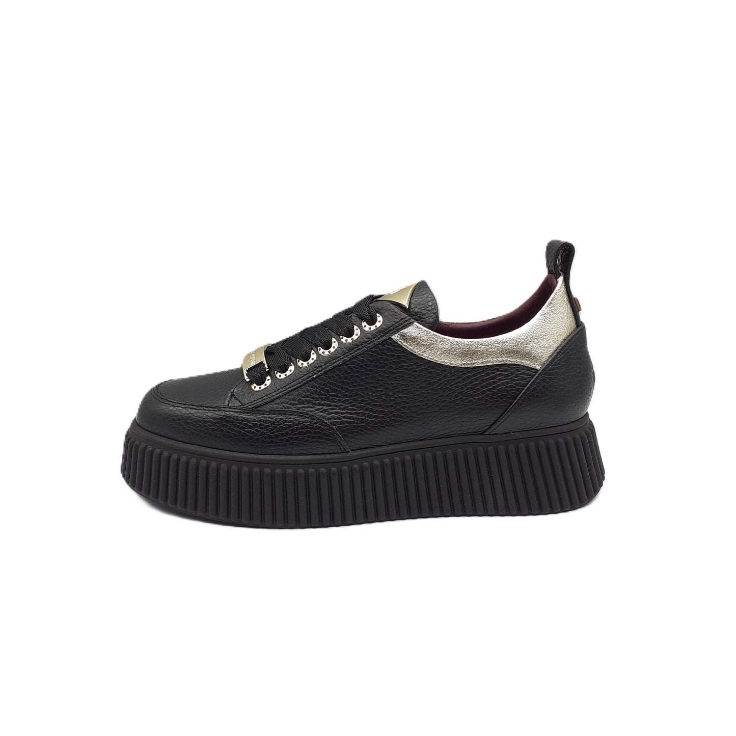 Sally 26 nude/platinum sneakers