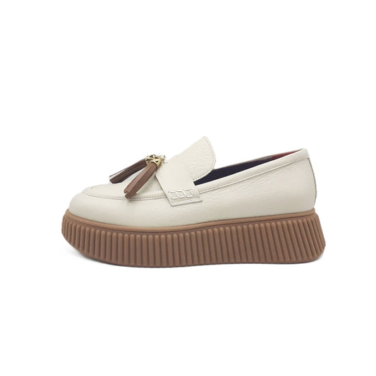 Sally Off White Moccasin