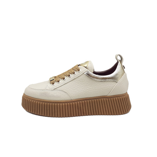 Sally 26 nude/platinum sneakers