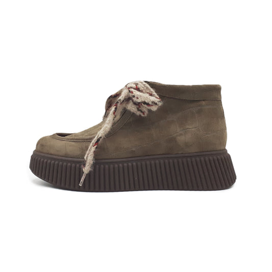 Sally 26 nude/platinum sneakers