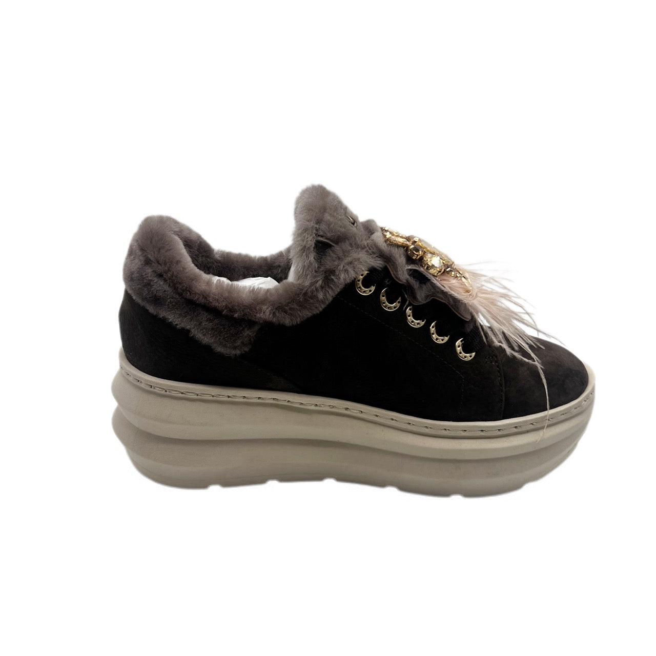 Veronica Nude Sneakers